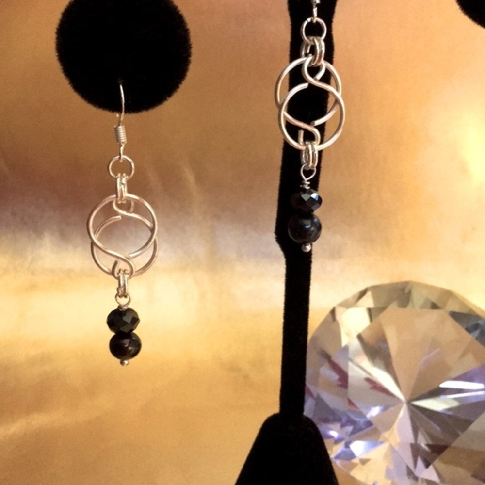 Black cultured pearl & crystal earrings in 925